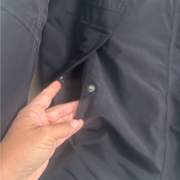 LANDS’ END Squall Small Black Hooded Waterproof Insulated Coat Jacket - Picture 3 of 10